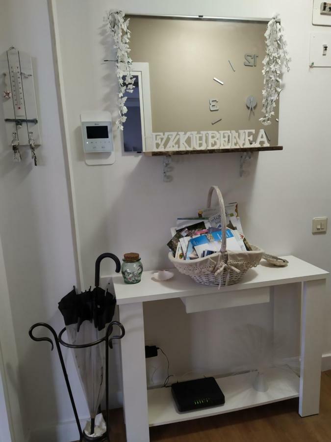 Apartamento Ezkubenea Daire Rentería Dış mekan fotoğraf